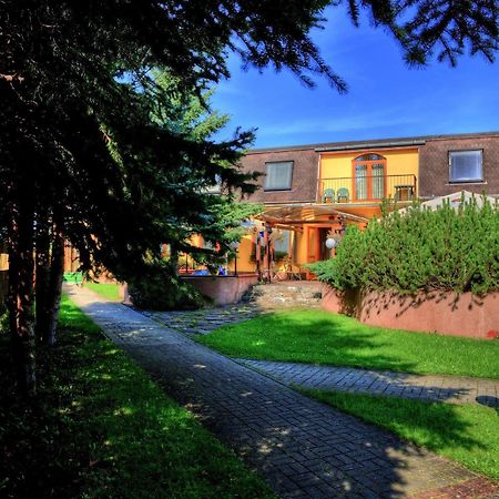 Penzion Agrothermal Bešeňová Dış mekan fotoğraf